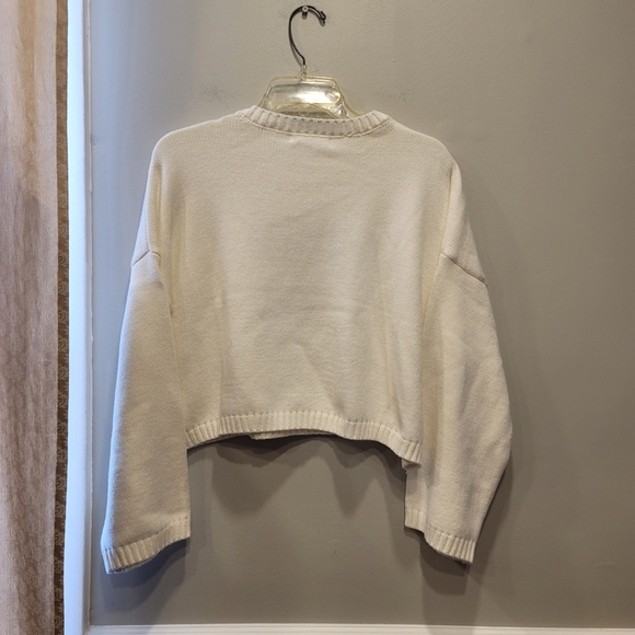 NWT moon & madison Crew Neck Crop Top Sweater - S - Picture 3 of 7